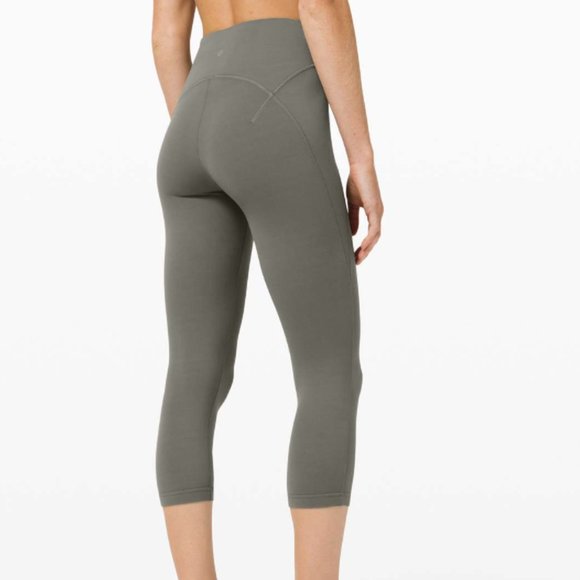 Lululemon Get Centred High Rise Crop 21" (Size 4) - Grey Sage - Picture 5 of 9